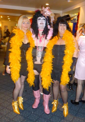 Image © Terry Campion (+caption) / TimeWarp 2010