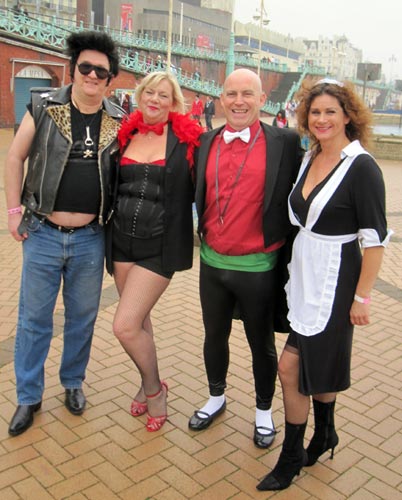 Image © Tim and Claudine / TimeWarp 2009