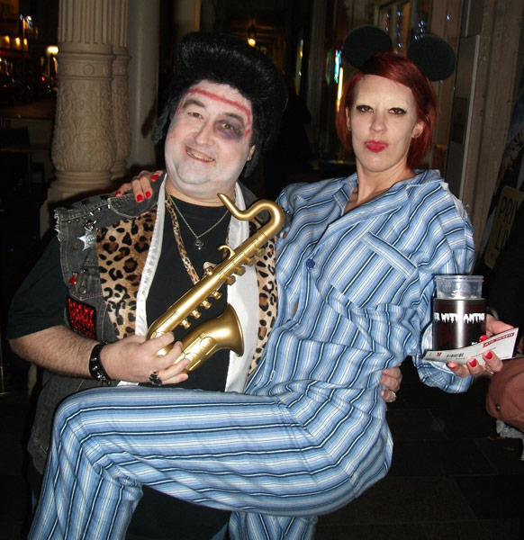 Image Copyright Rob and Sherry / TimeWarp - Click to return