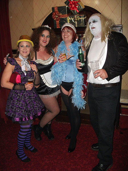 Image Copyright Rob and Sherry / TimeWarp - Click to return