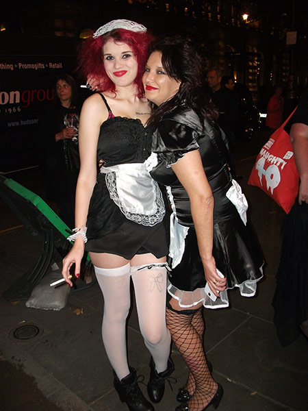 Image Copyright Rob R / TimeWarp - Click to return