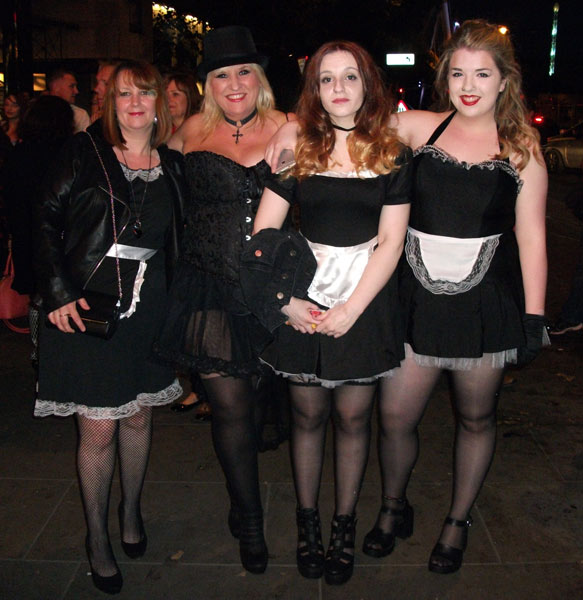 Image Copyright Rob R / TimeWarp - Click to return