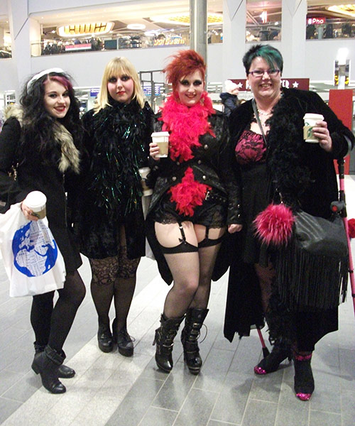 Image Copyright Rob and Sherry / TimeWarp - Click to return