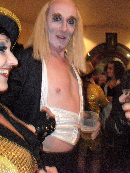 Image Copyright Pam H / TimeWarp - Click to return
