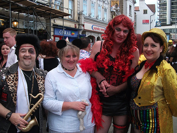 Image Copyright Rob and Sherry / TimeWarp - Click to return