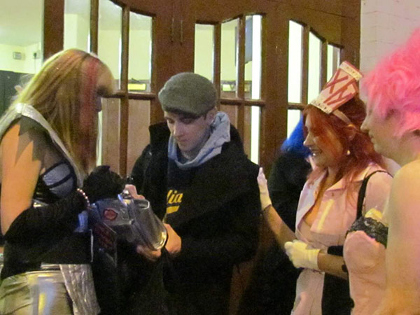 Image Copyright Sue W / TimeWarp - Click to return