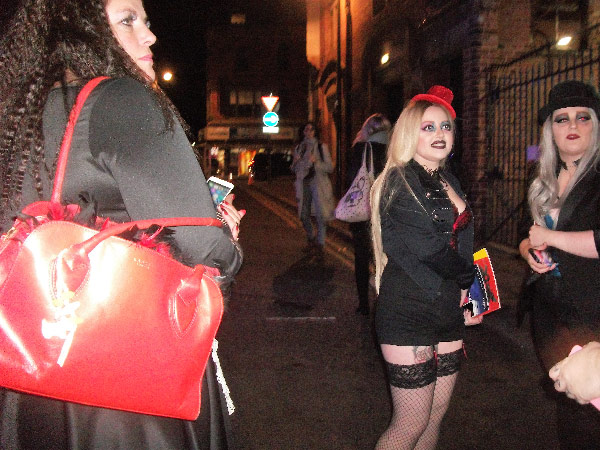 Image Copyright Pam / TimeWarp - Click to return