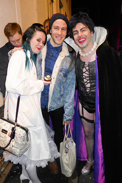 Image Copyright Nikki / TimeWarp - Click to return