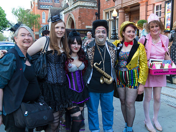 Image Copyright TWW / TimeWarp - Click to return