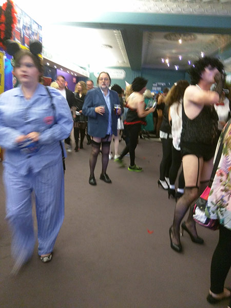 Image Copyright Glenn H / TimeWarp - Click to return