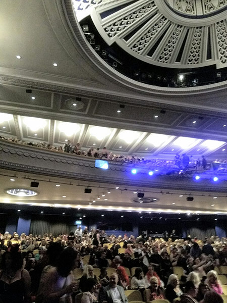 Image Copyright Glenn H / TimeWarp - Click to return