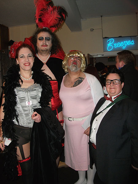 Image Copyright Rob & Sherry / TimeWarp - Click to return