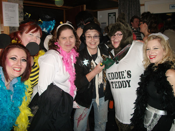 Image Copyright Rob & Sherry / TimeWarp - Click to return