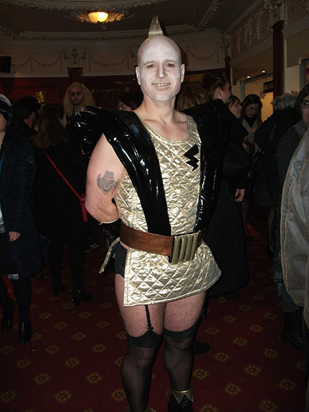 Image Copyright Rob R / TimeWarp - Click to return