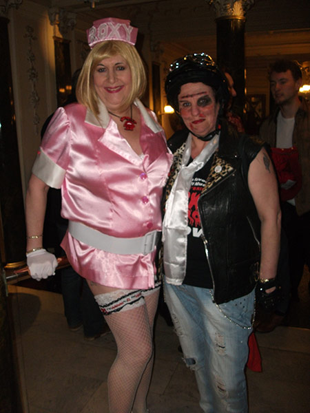 Image Copyright Rob R / TimeWarp - Click to return