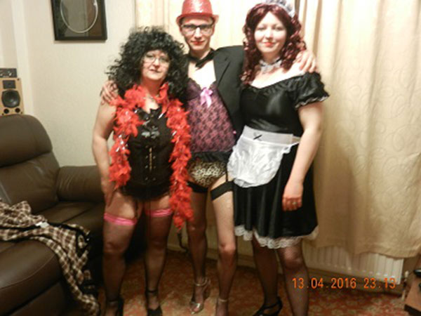 Image Copyright Nicholas E / TimeWarp - Click to return