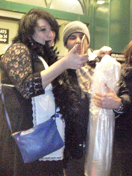 Image Copyright Pam / TimeWarp - Click to return