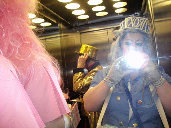 Image Copyright Pam / TimeWarp - Click to return