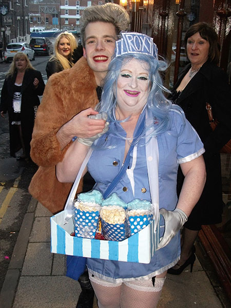 Image Copyright Pam / TimeWarp - Click to return