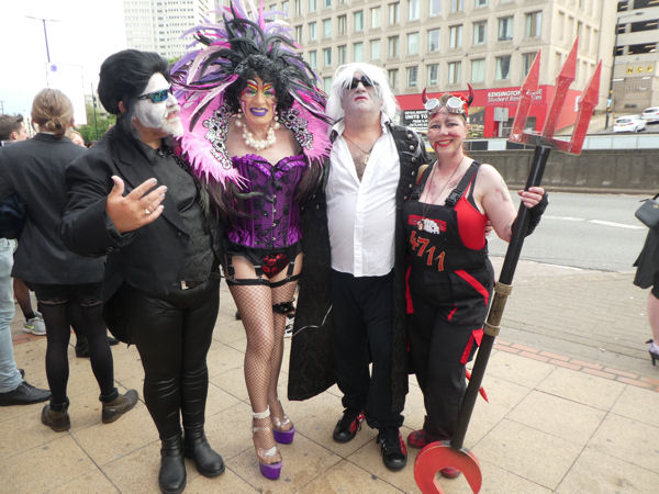 Image Copyright Karen & Norman / TimeWarp - Click to return