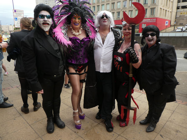 Image Copyright Karen & Norman / TimeWarp - Click to return