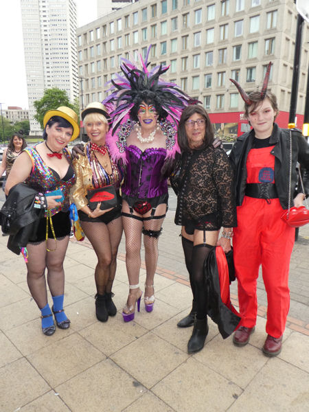 Image Copyright Karen & Norman / TimeWarp - Click to return