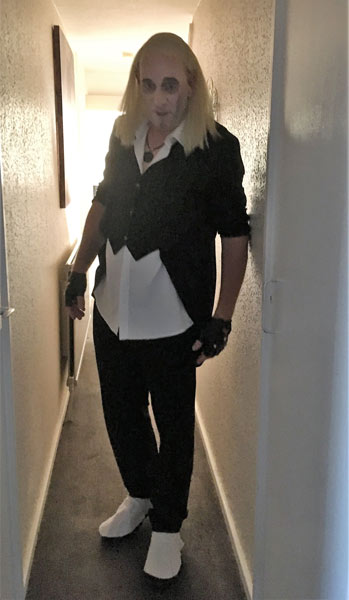 Image Copyright Pam / TimeWarp - Click to return