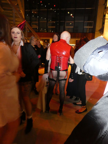 Image Copyright Karen & Norman / TimeWarp - Click to return