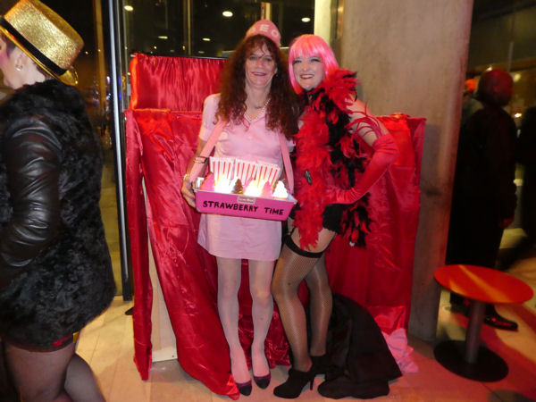 Image Copyright Karen & Norman / TimeWarp - Click to return