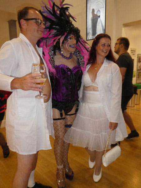 Image Copyright Karen & Norman / TimeWarp - Click to return