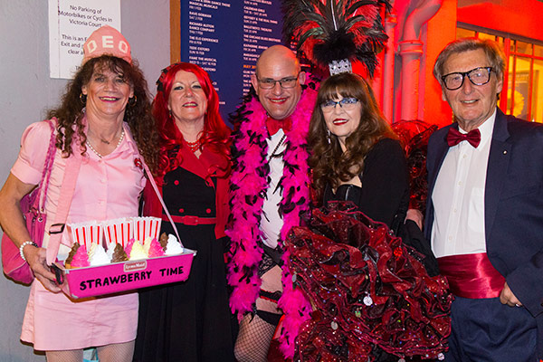 Image Copyright TimeWarp Webmaster / TimeWarp - Click to return