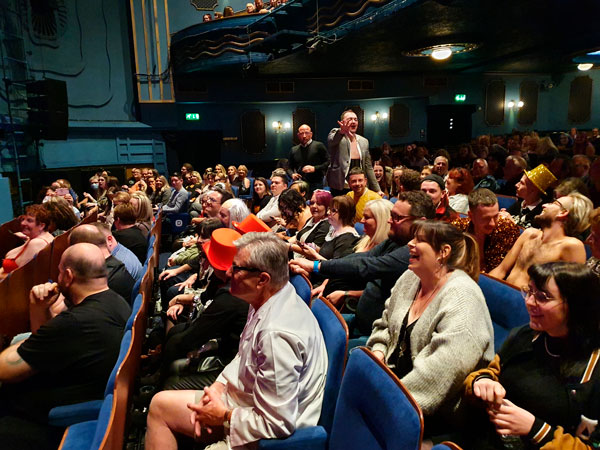 Image Copyright Glenn & Lesley / TimeWarp - Click to return