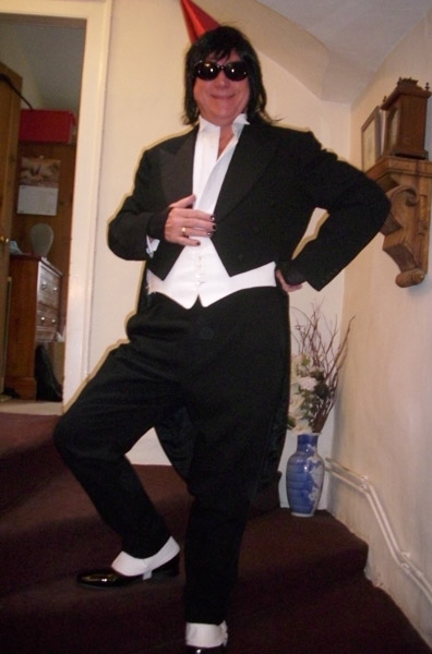 Image Copyright Gary R / TimeWarp - Click to return