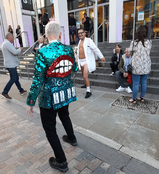 Image Copyright Helen and Mark / TimeWarp - Click to return