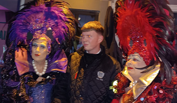 Image Copyright Shaun & Sue / TimeWarp - Click to return