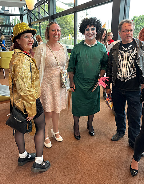 Image Copyright Pat H / TimeWarp - Click to return