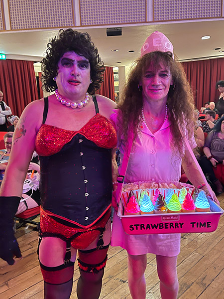 Image Copyright Pat H / TimeWarp - Click to return