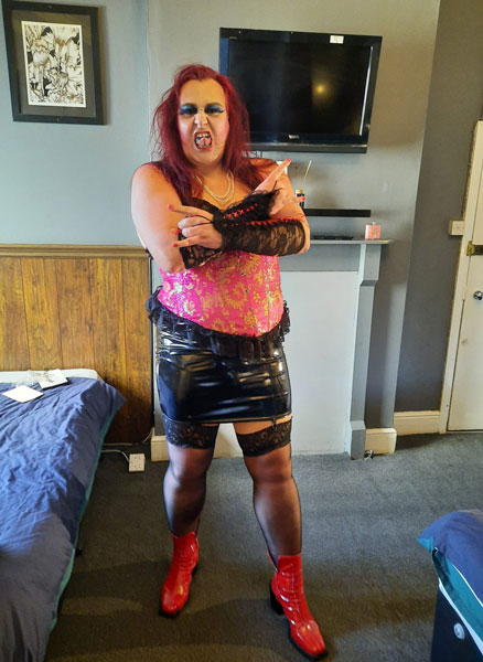 Image Copyright Sara & Scott / TimeWarp - Click to return