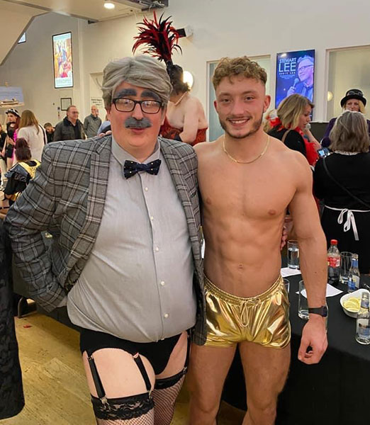 Image Copyright Paul W/ TimeWarp - Click to return