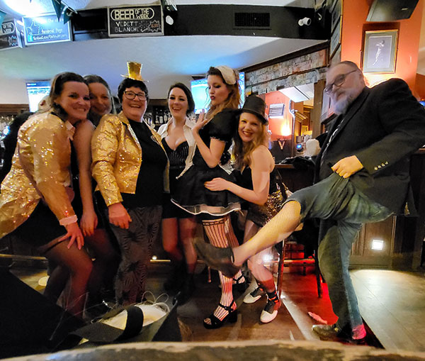 Image Copyright Lesley & Glenn / TimeWarp - Click to return