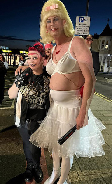 Image Copyright Andy / TimeWarp - Click to return