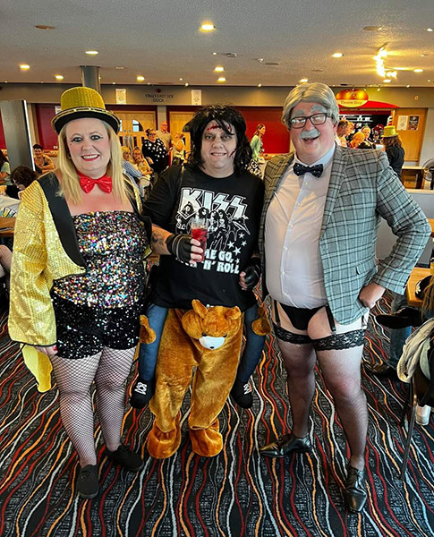 Image Copyright Gina T / TimeWarp - Click to return
