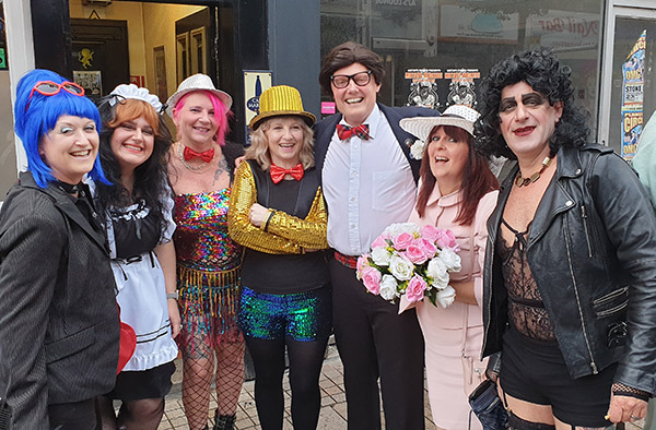 Image Copyright Shaun H / TimeWarp - Click to return