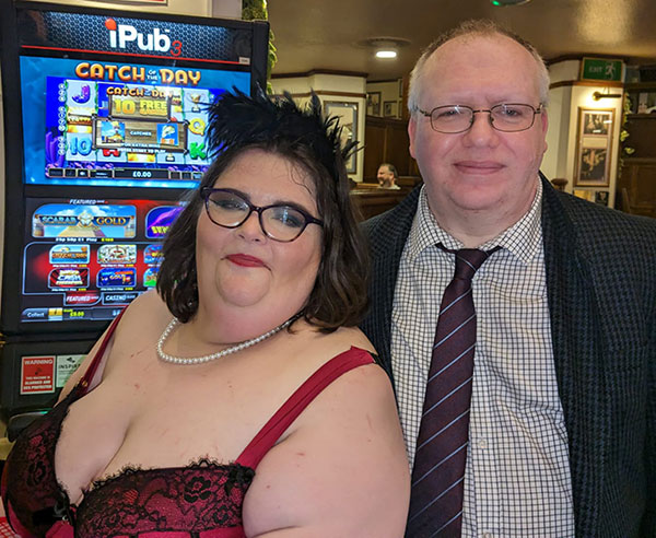 Image Copyright Shaun & Sue / TimeWarp - Click to return