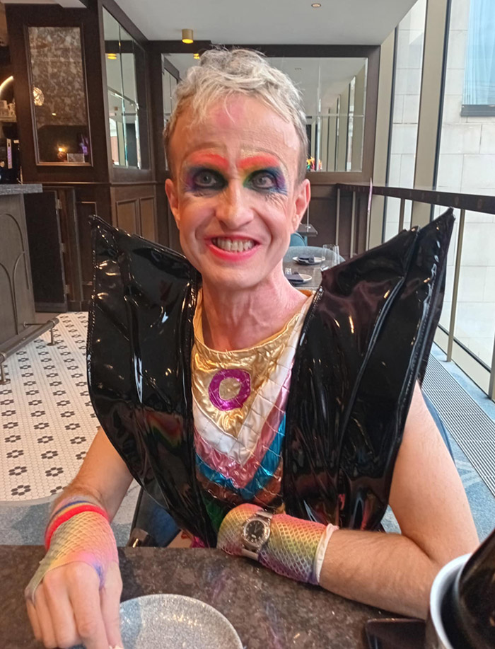 Image Copyright James H / TimeWarp - Click to return