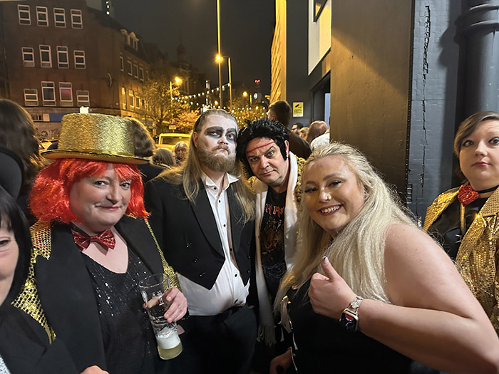 Image Copyright Pat H / TimeWarp - Click to return