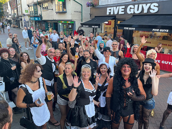 Image Copyright Titaniumracer / TimeWarp - Click to return