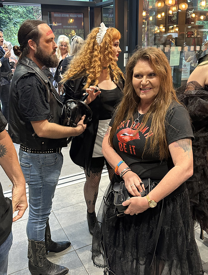 Image Copyright Pat H / TimeWarp - Click to return