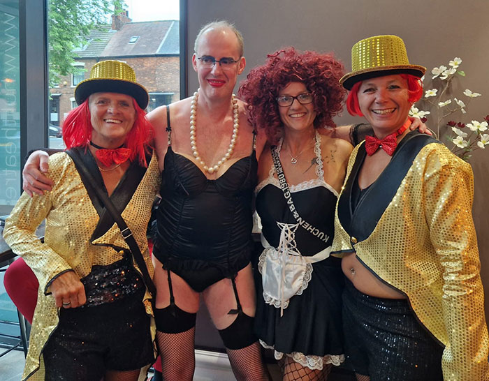 Image Copyright Pete B / TimeWarp - Click to return