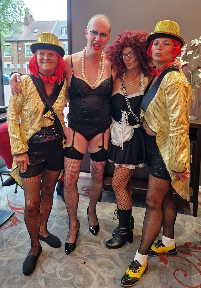 Image Copyright Pete B / TimeWarp - Click to return